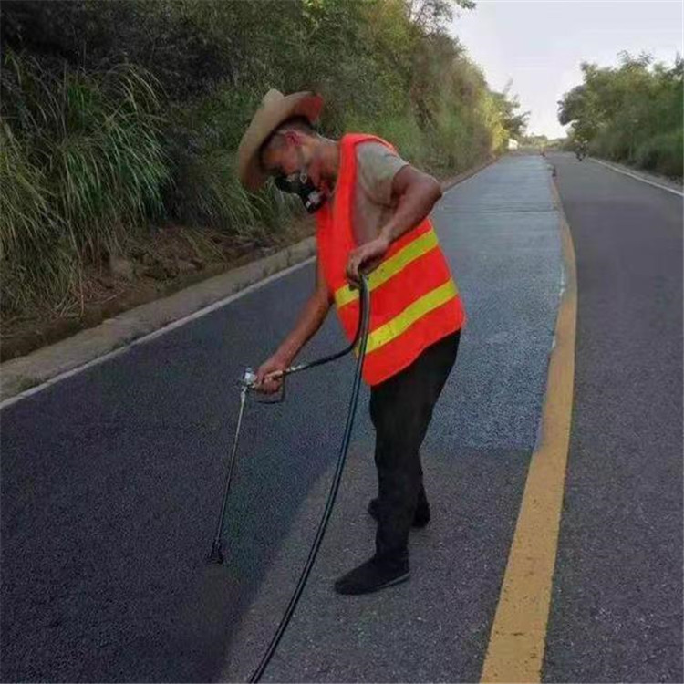南平 彩色防滑路面的底涂是保障路面附着力